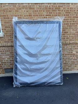 New Queen Box Spring