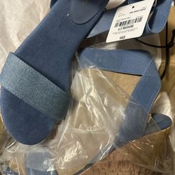 New Liz Clairbourne Wedge