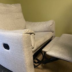 Cozy Recliner 