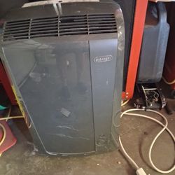 DELONGHI PINGUINO  11500 BTU Portable  AC