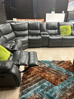 Madrid reclining sectional $1599