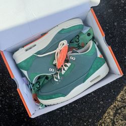 New Jordan 3 Nina Chanel Size 10.5