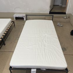 Ikea Twin Size Bed And Mattress
