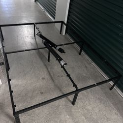 Queen Metal Frame 