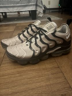 Vapormax Plus