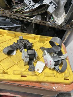 2007-2012 Lexus LS left driver front seatbelt $80 right passenger front seatbelt $80