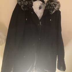 Collect brand Black Parka Faux Fur Trim Size: S  Pre-own