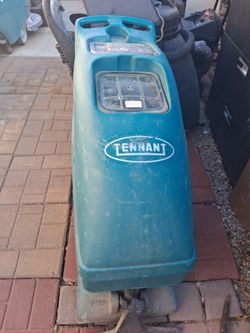 TENNANT CARPET EXTRACTOR