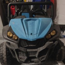 Kids Ride On 24v (Has New Battery) High & Low Speed. 2 Kids Can Sit