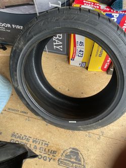 One Nitto Tire 275/40ZR20