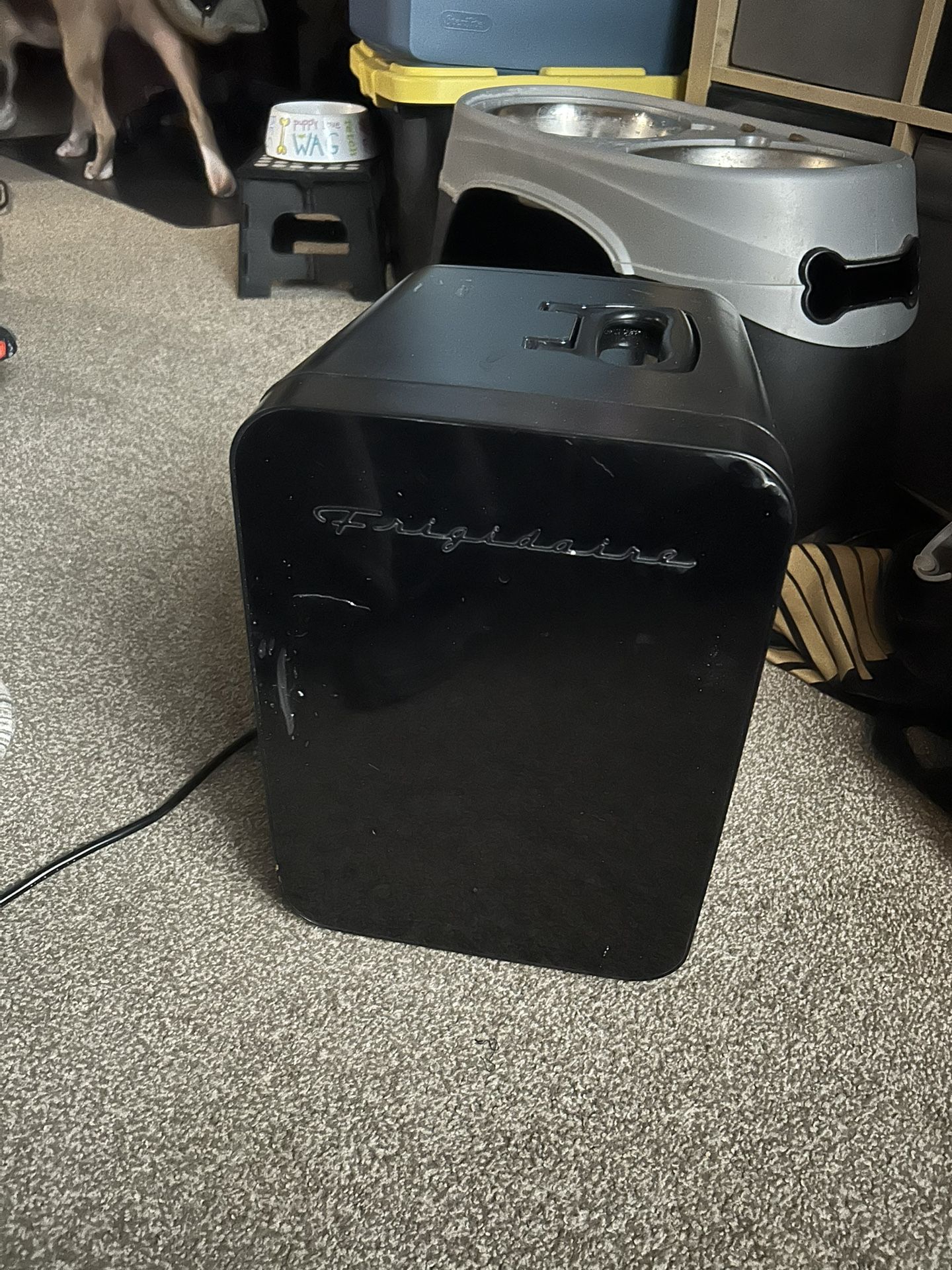 Black Frigidaire mini fridge