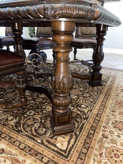 Dining room table and 8 chairs