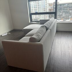115” Modular sofa + Chaise sectional 