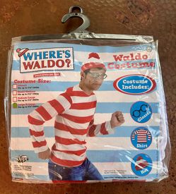 WHERE’S WALDO COSTUME