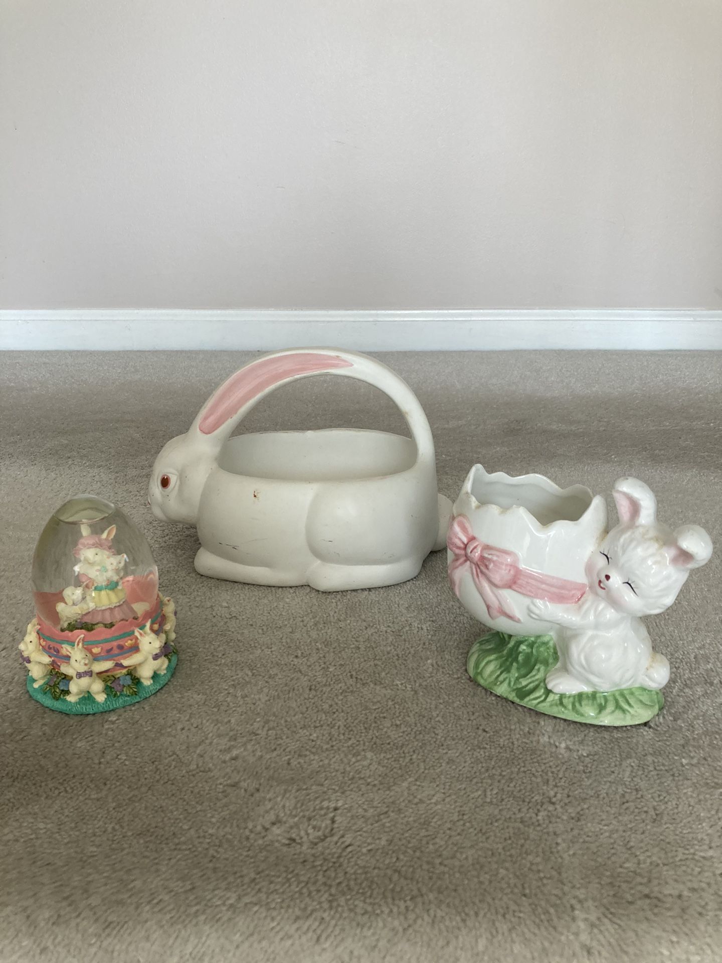 Snow Globe, Base Diameter 3” & 2 Ceramic Bunny Bowls, Length 9” & 5” ***All For $5***