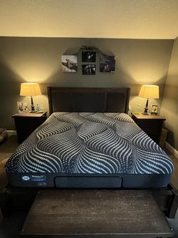 Posturepedic® Plus Hybrid King Mattress