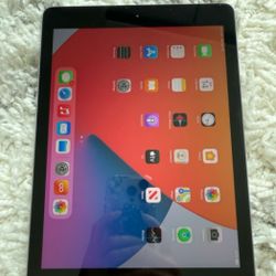 Apple iPad 6 generation 32 GB like new