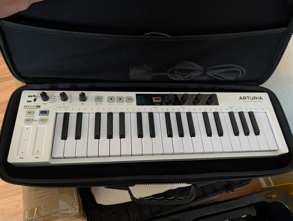 Arturia Keystep 37 USB MIDI controller with sequencer and arpeggiator
