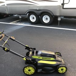 Battery Lawnmower And Trimmer 