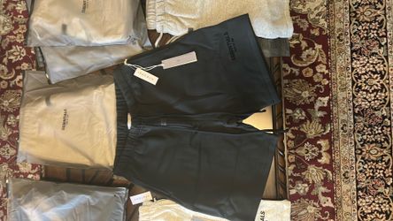 Black ESSENTIALS SHORTS fear of god