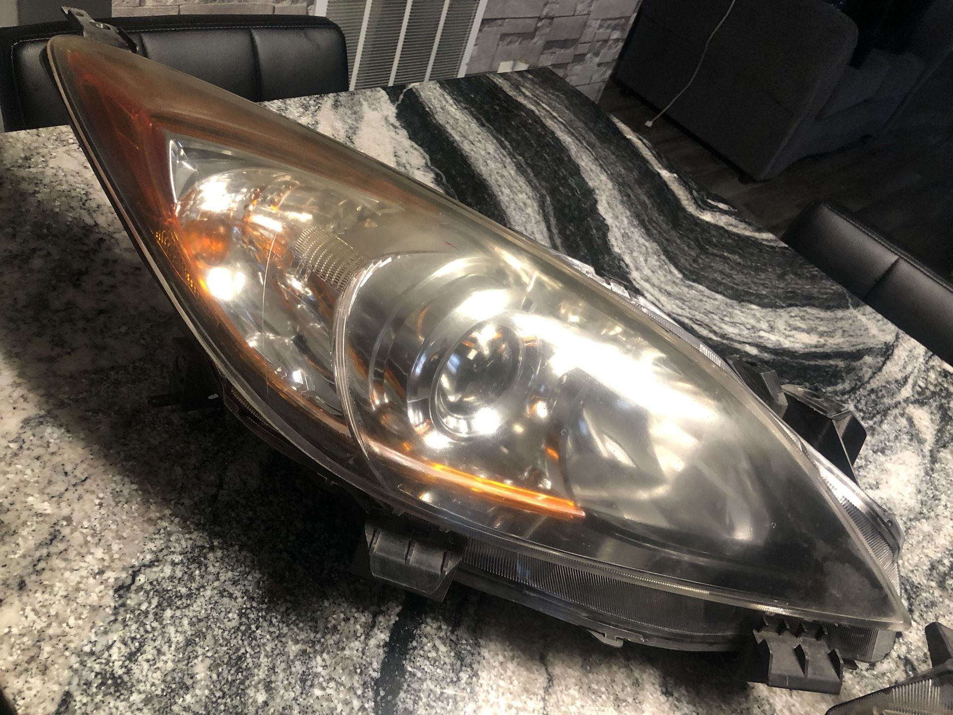 Maxda Speed 3 Headlamp 2012