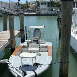 18 Ft Flats Boat 2005 Honda 150