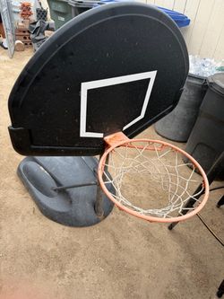 Short basketball hoop