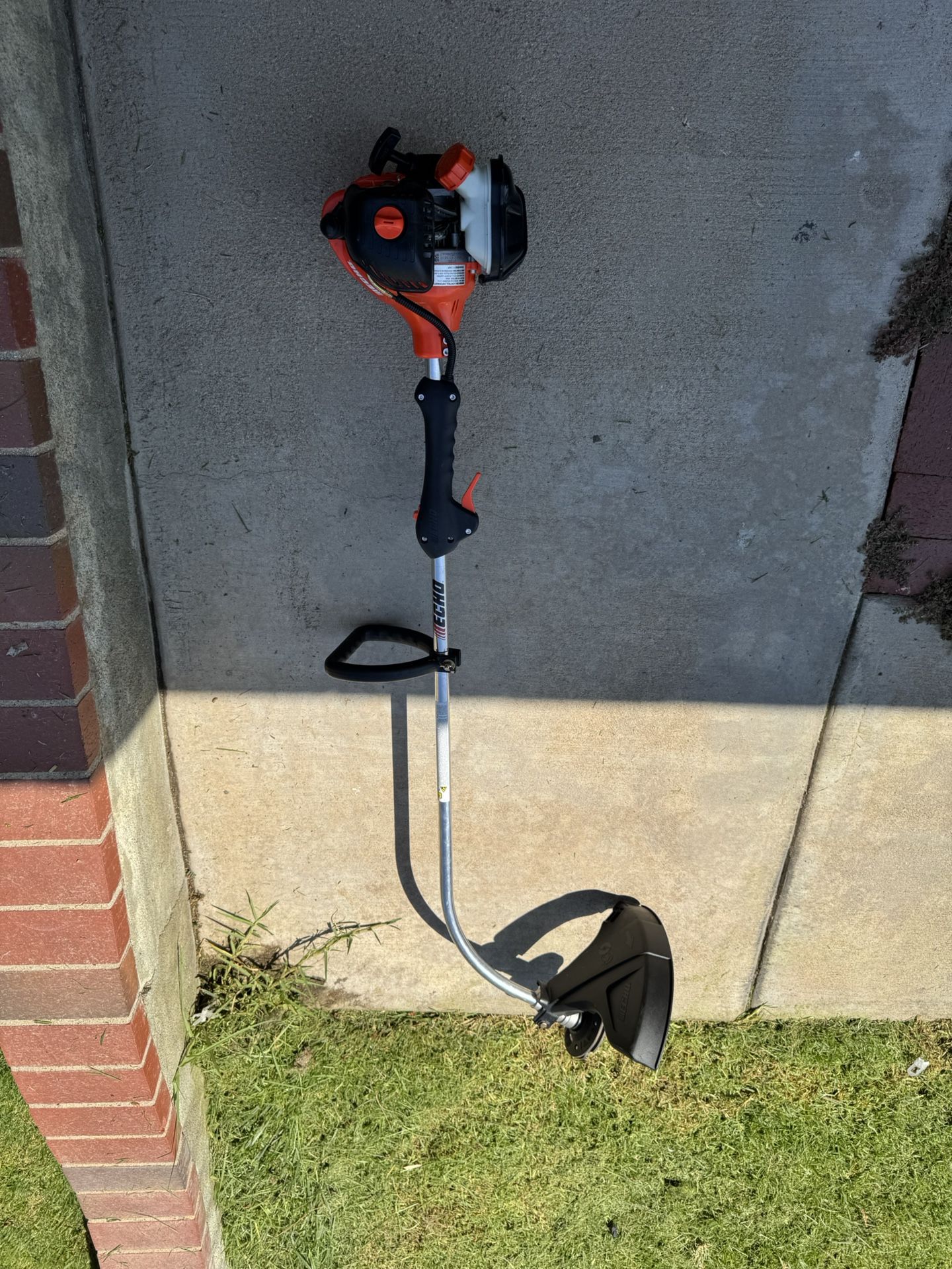 Weed Eater/ Weed Wacker,