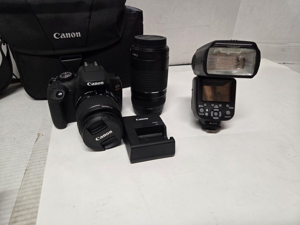 Canon Eos Rebel T7 2 Lens And Case