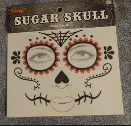 BOTH BRANDNEW.. BOTH FOR $15... WILL NOT SELL SEPARATELY.. (HALLOWEEN.)