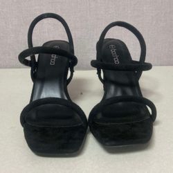 BooHoo triple strap woman heels Size 8/41
