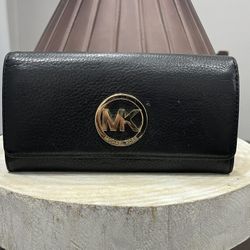 Vintage Michael Kors Fulton Flap Continental Wallet Black Pebbled Leather Gold Logo