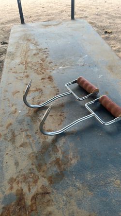 Set of hay hooks