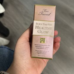 too faced moisturizing skin tint 