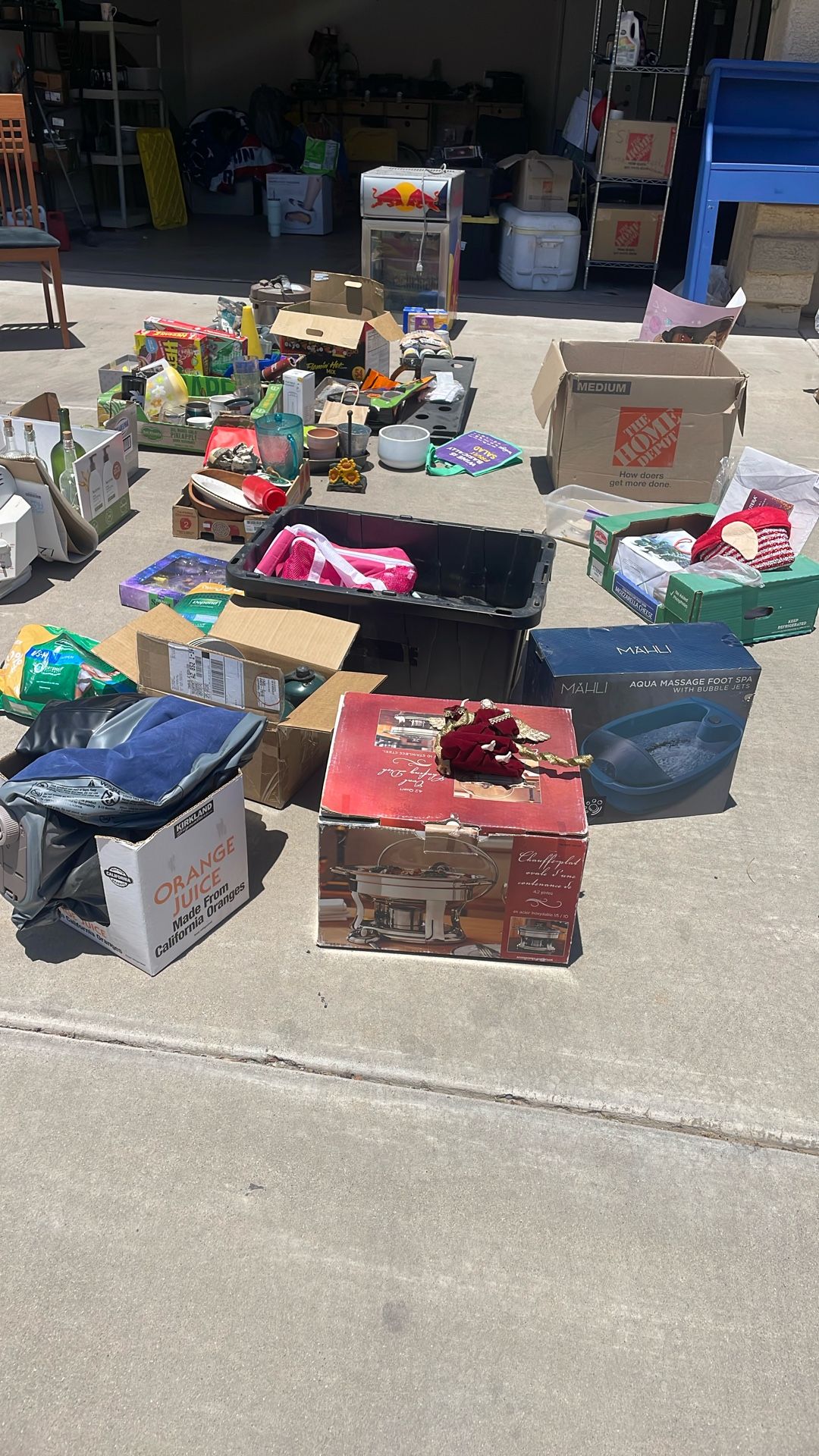 Garage Sale Sunday 6 Am-1pm Chandler