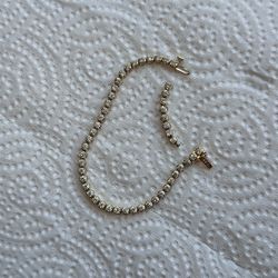 Tennis bracelet