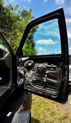 Passenger side door/ Chevy/ GMC 88-99