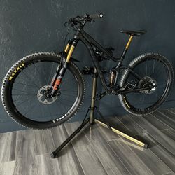 Giant Stance 2 Mountain Bike Fully Upgraded