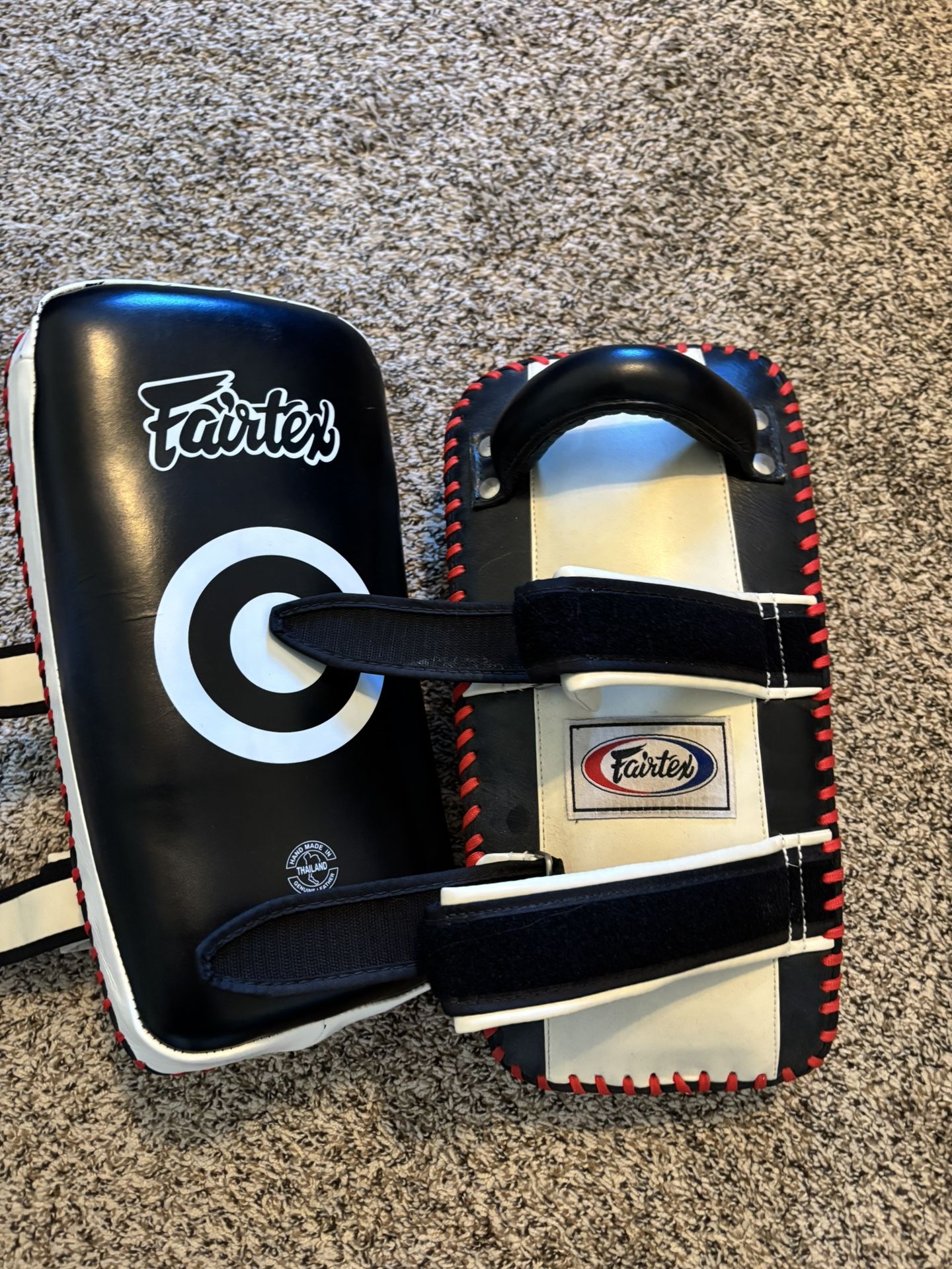 Fairtex Curved Thai Pads
