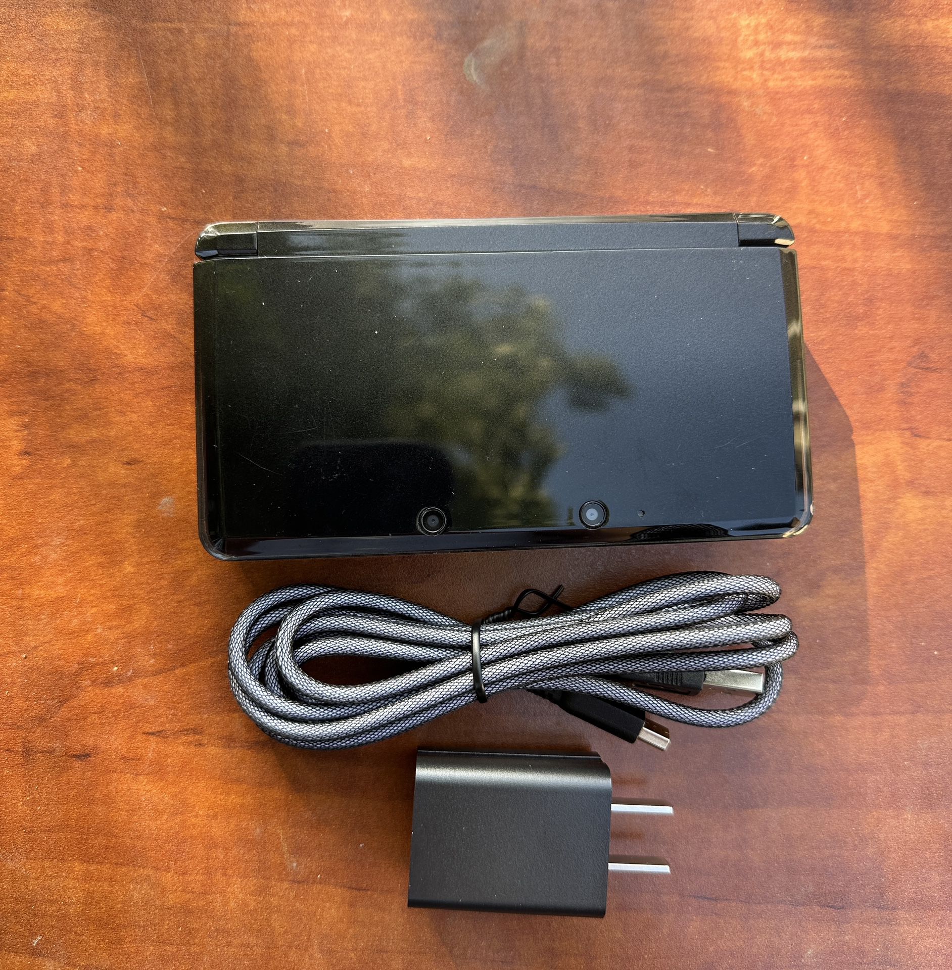 Nintendo 3DS - Black | Modded | 128gb | Stylus & Charger 