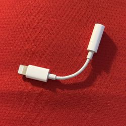 Apple Lightning to 3.5mm Headphone Jack Adapter.