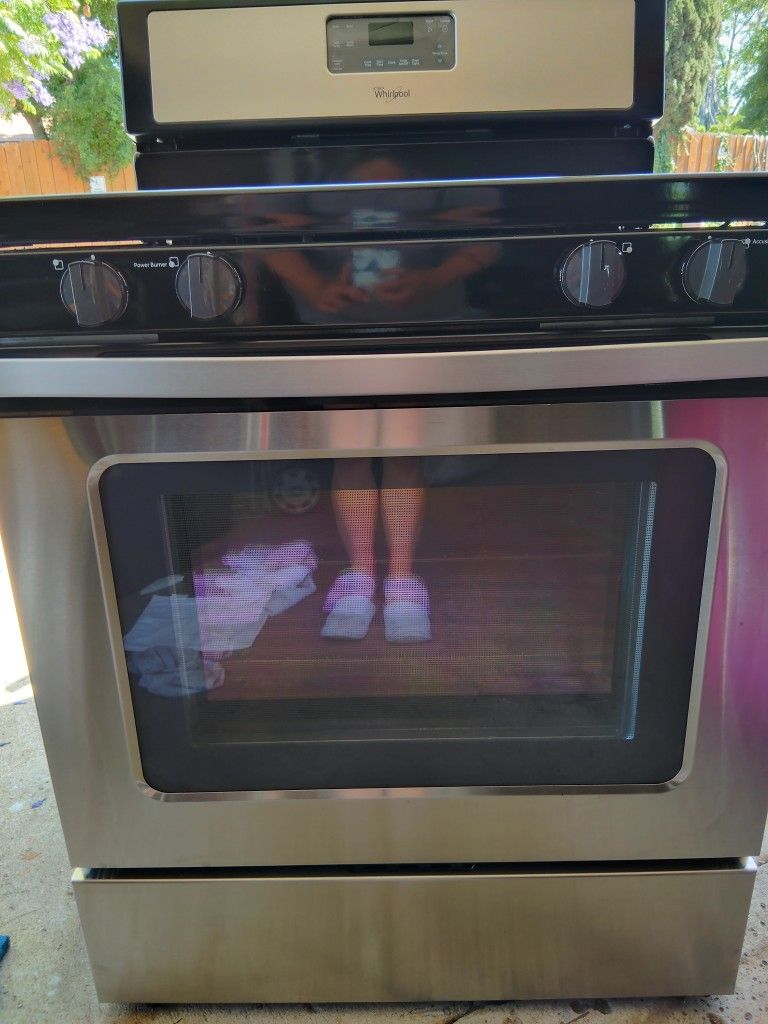 Whirlpool stove