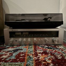 record player + receiver 