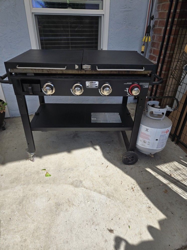Grill Flat 36 In. Blue Rhino