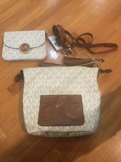 M/Kors Fulton Signiture Flap Gusset Crossbody Handbag Vanilla & Large Bag