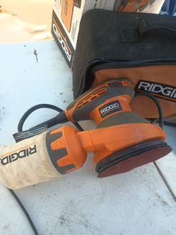 1/4 sheet sander