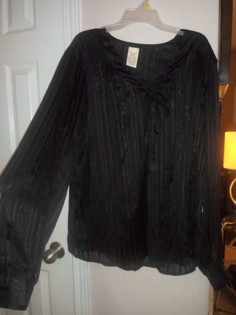 Blouses size xl to 1x $3 each