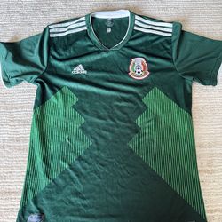 Authentic 2018 adidas Mexico soccer team jersey size XL in adult