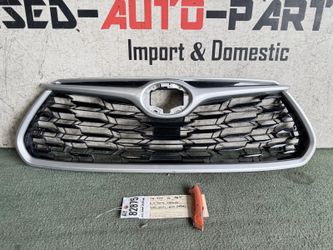 broken points 2020 - 2021 - 2022 TOYOTA HIGHLANDER FRONT GRILLE OEM AY82875