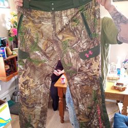Hunting Under Armour Pants  
